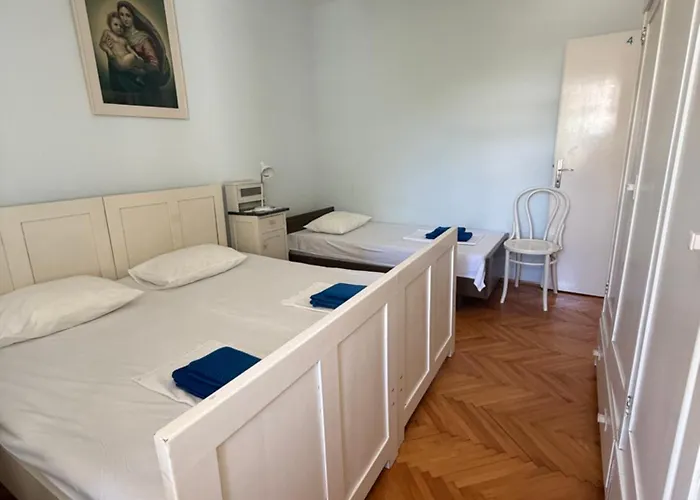 ゲストハウス Mira