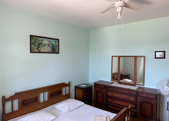 ゲストハウス Mira オミシュ